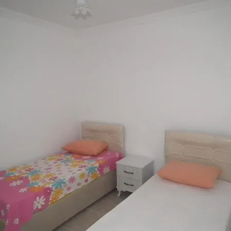 Hotel apartamentowy Ege *
