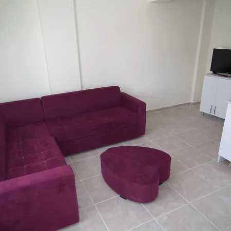 Hotel apartamentowy Ege *