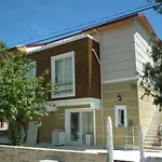 Ege Ξενοδοχείο με διαμερίσματα Ντιντίμ