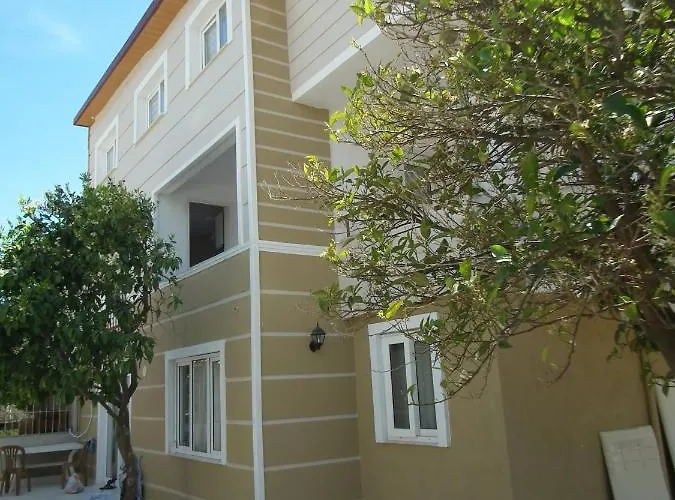 Ege Ξενοδοχείο με διαμερίσματα