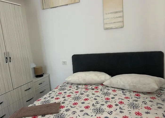 Ege Ξενοδοχείο με διαμερίσματα